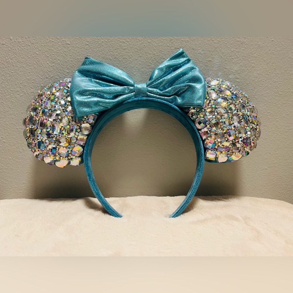 Disney Rhinestone Ears Blue Bow Handmade - Picture 4 of 5